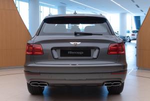 Bentley Bentayga V8 Centenary Specifications 2020 года  (UAE)